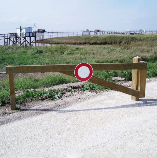 barrière bois Barrière Ouvrante Bois