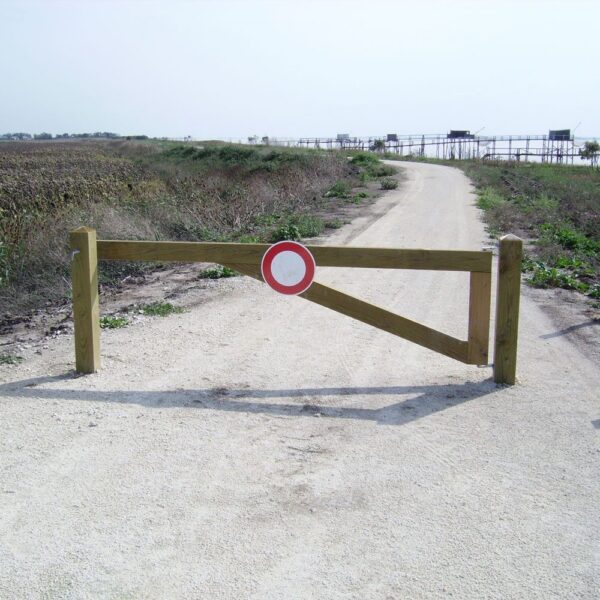 barrière bois Barrière Ouvrante Bois