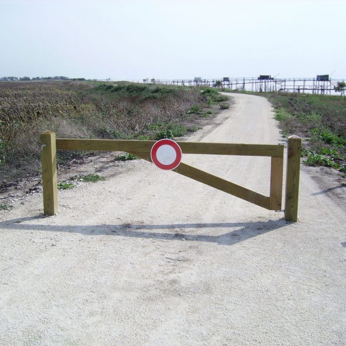 barrière bois Barrière Ouvrante Bois