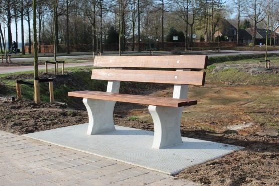 banc-de-parc-en-beton-avec-plaque-de-fond Banc de Parc en béton avec plaque de fond