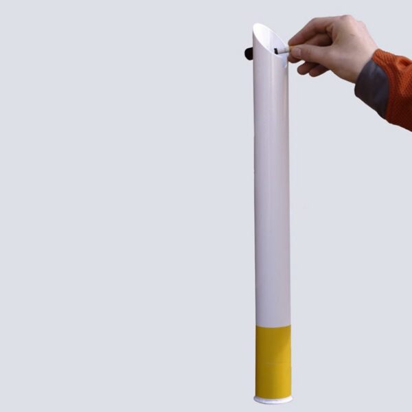 Cendrier mural pivotant