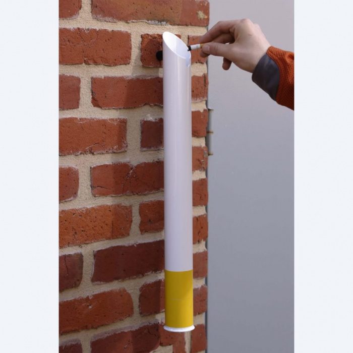 Cendrier mural pivotant