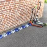 Support trottinette au sol