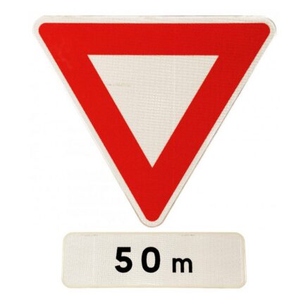 panneau-cedez-le-passage-a-l-intersection-ab3b Panneau de priorité AB3b - Cédez le passage à l'intersection