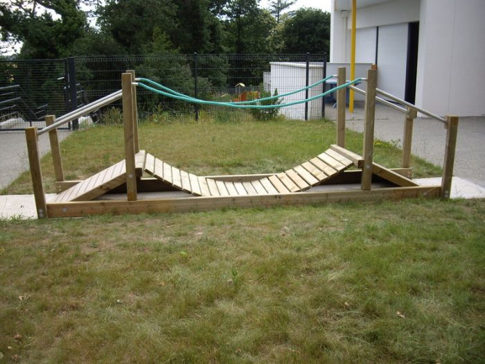 PETIT PONT Jeu Petit pont de rivière