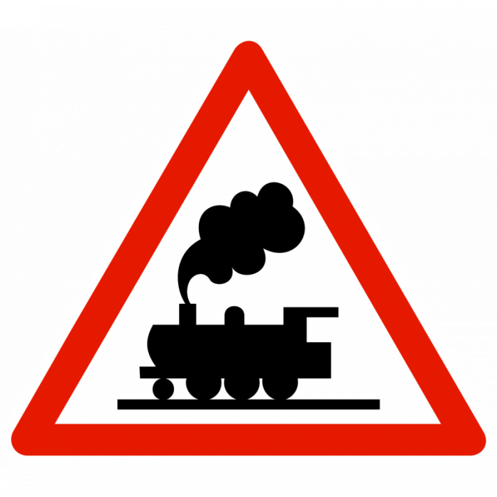 Panneau de danger A8 – Passage à niveau sans barrière ni demi-barrière