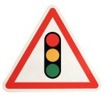 Panneau de danger A17 – Annonce de feux tricolores