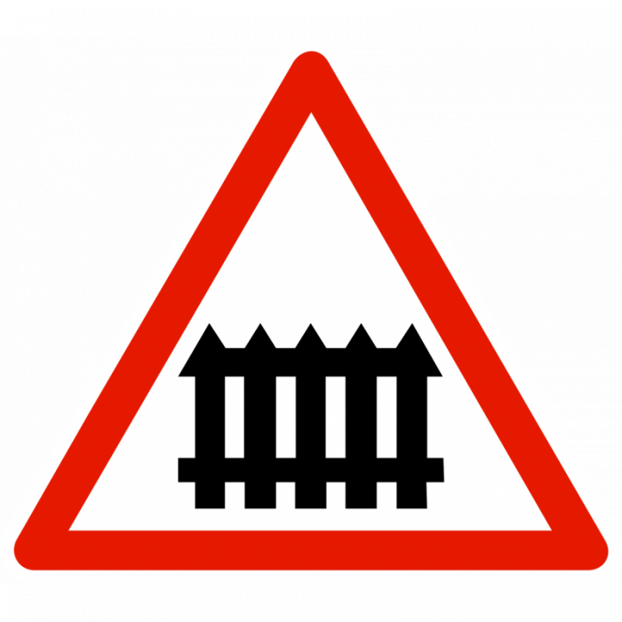 panneau-danger-passage-a-niveau-muni-de-barrieres-a-fonctionnement-manuel-a7 Panneau de danger A7 – Passage à niveau