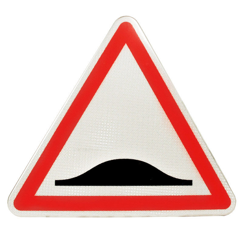 panneau-danger-ralentisseur-de-type-dos-d-ane-a2b Panneau de danger A2B – Ralentisseur de type dos-d’âne