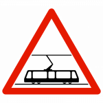 Panneau de danger A9b – Traversée de voies de tramway