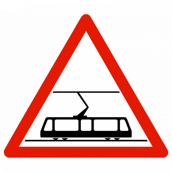 Panneau de danger A9b – Traversée de voies de tramway
