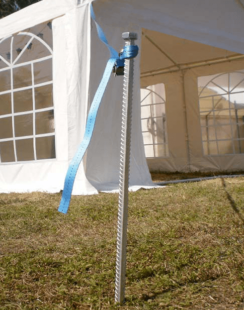 kit x 4 a Kit de fixation au sol Pro 6 piquets + 6 sangles